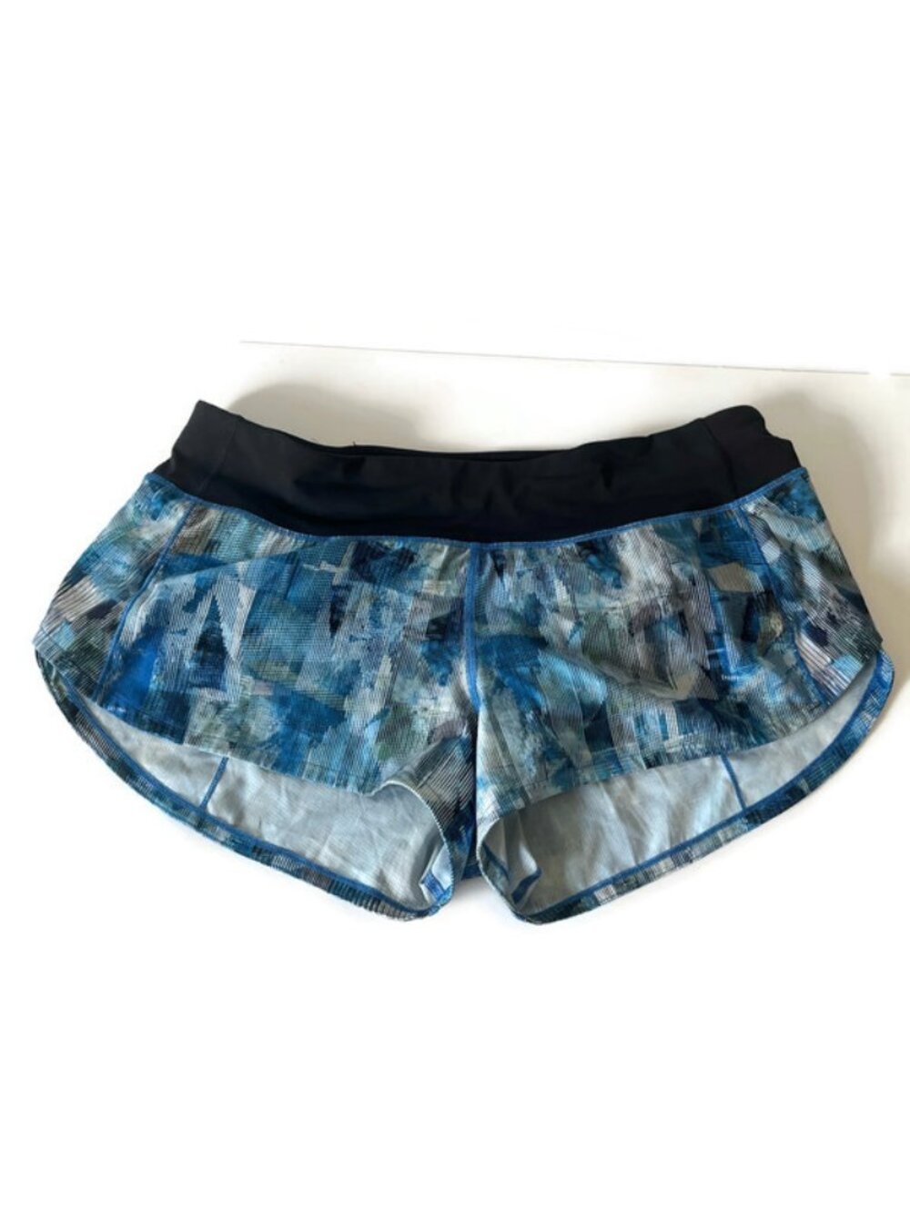 Lululemon speed up shorts 12 tall (4” inseam)